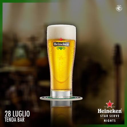 Heineken Star Serve Nights e show con artista a sorpresa al Tenda Bar di Lignano Pineta